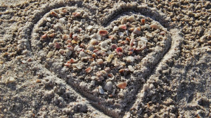 彼にあなたを追いかけさせ、コミットさせる方法（１/２）の画像