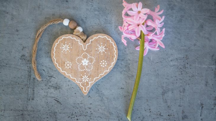 星座4つの星座が恋に落ちる瞬間